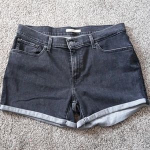 Women's Levi Strauss Shorts NWOT